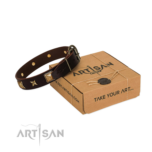 Stylish design full grain genuine leather collar for your beautiful pet
